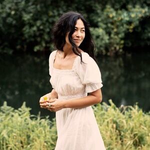 Doen organic Eclipse white cotton nightgown Elegant puff sleeve Dress in Large